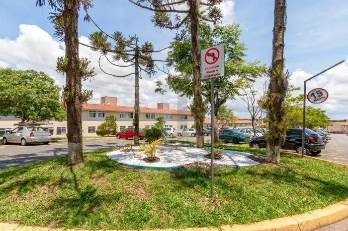 Apartamento à venda, Condomínio Petrópolis Bairro - Uberaba, CURITIBA - PR