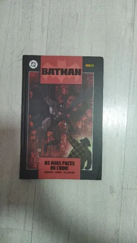 HQ BATMAN AS DUAS FACES DO CRIME CAPA DURA PANINI DC MATT WAGNER