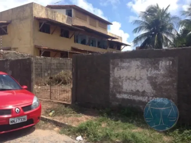 TERRENO COM 700,20M² EM PONTA NEGRA