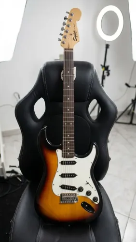 Fender Squier Stratocaster - Série CXS  - Jacareí SP