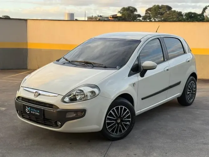 Fiat Punto Essence 1.6 Flex 16V 5P 2013