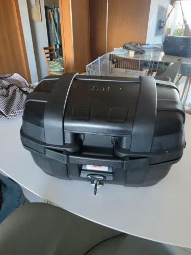 Baú Top-Case Givi Trekker 52 L Para Moto Touring Preto