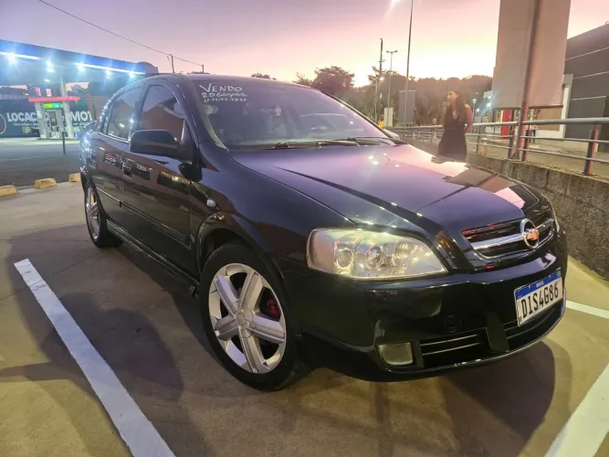 Chevrolet Astra 2.0 8V/ CD 2.0 8V Hatchback 5P MEC 2003