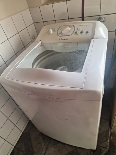 Maquina de lavar roupas Eletrolux 12 kilos