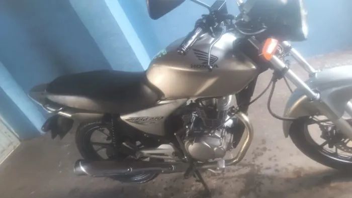 Titan 150
