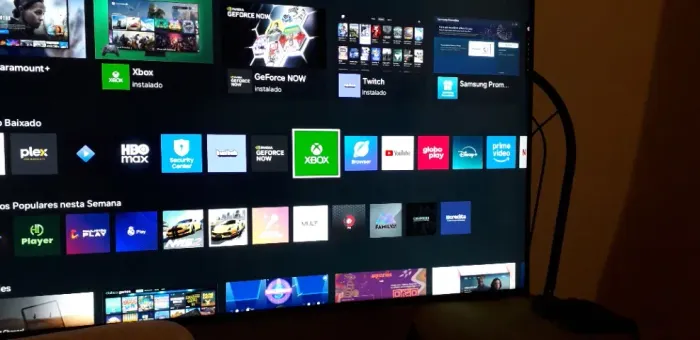 Smart tv50 POLEGADS 4k UHD SANSUNG COM GAMING HUB INTEGRADO TV DE 2025
