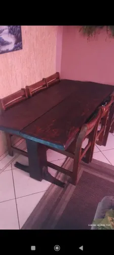 Mesa de 6 lugares madeira maciça