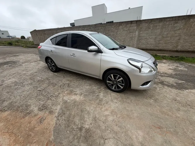 Nissan Versa SL 1.6 16V Flexstart 4P Aut. 2019