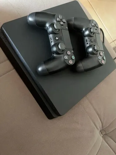 Play 4