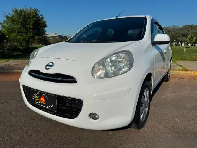 Nissan March S 1.0 16V Flex Fuel 5P 2014