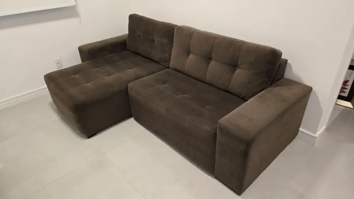 Sofá modular 3 lugares com chaise