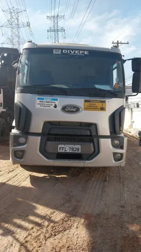 VENDO CAMINHÃO MUCK FORD CARGO PRATA 2429 - UNICO DONO - POUCO KM RODADO