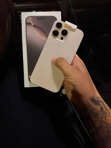 iPhone 16 Pro Max 256 GB IMPECÁVEL