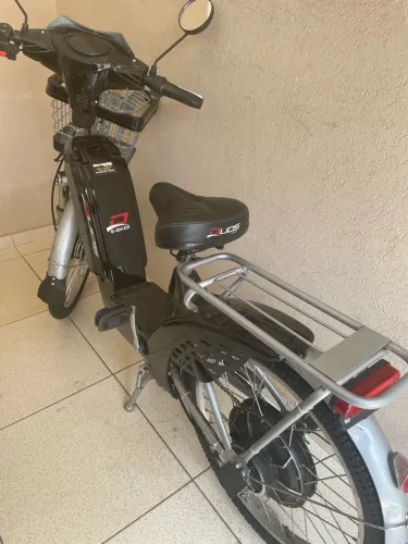 VENDO BICICLETA ELETRICA NOVA!