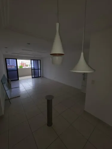 Apartamento à venda no CONDOMÍNIO DO ED CHATEAU LA TOUR, PINA, Recife, PE