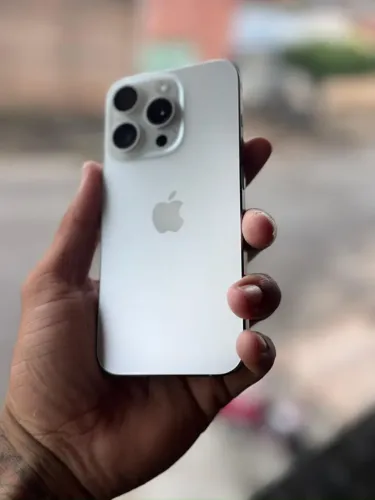 iPhone 15 Pro Impecável