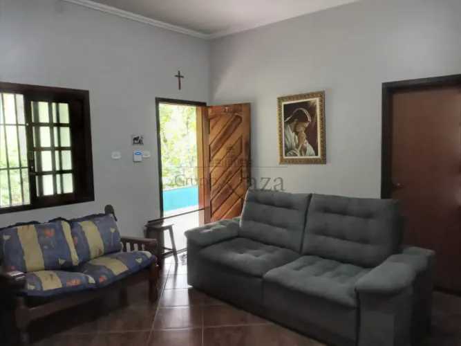 Sítio Porteira Fechada - Vila Unidos - São José dos Campos - 3 Dormitórios - 82.000m². Est