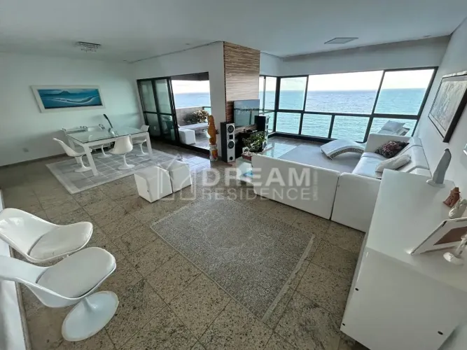 Imóvel para venda possui 195 metros quadrados com 4 quartos em Boa Viagem - Recife - PE