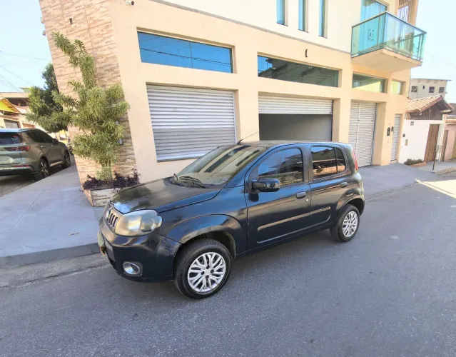 Fiat Uno Vivace/rua 1.0 EVO Fire Flex 8V 5P 2012