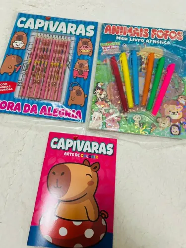 Qualquer kit por 25,00 - livros de histórias/ colorir