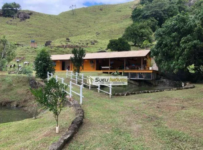 Sítio com 2 dormitórios à venda, 2600000 m² por R$ 1.300.000,00 - Centro - Conceição de Ma
