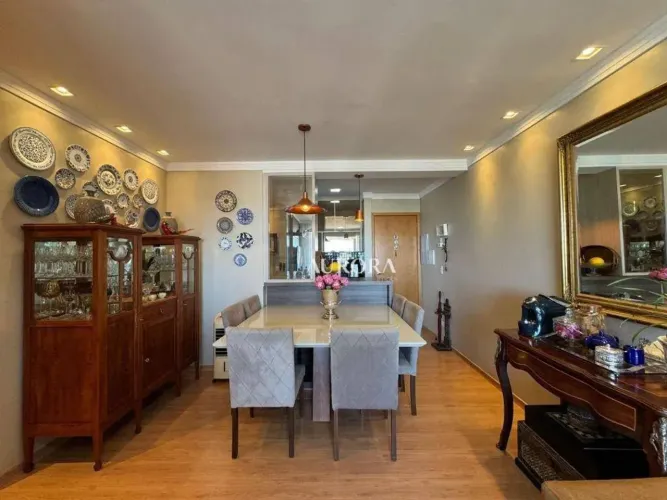 Apartamento com 3 dormitórios à venda, 78 m² por R$ 745.000,00 - Petrópolis - Londrina/PR