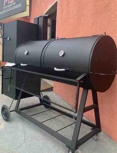 Churrasqueira Pit Smoker 80 kg - Novíssima!!!