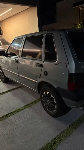Fiat Uno Mille Grazie 1.0 Fire Flex 8V 4P 2013