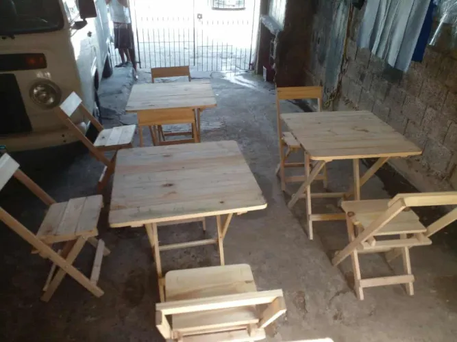 Mesa e Cadeiras (dobráveis)