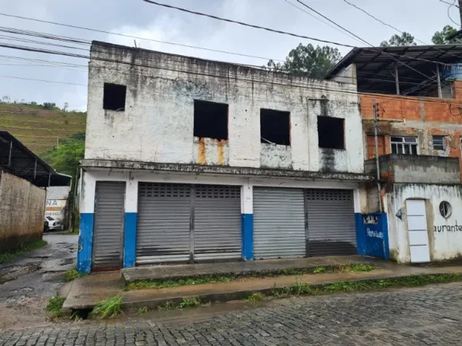 LOJA EM CONSELHEIRO / PRADO 115 m²