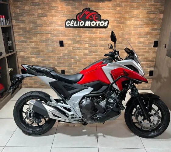 NC 750X DCT VERMELHA 2024/2025