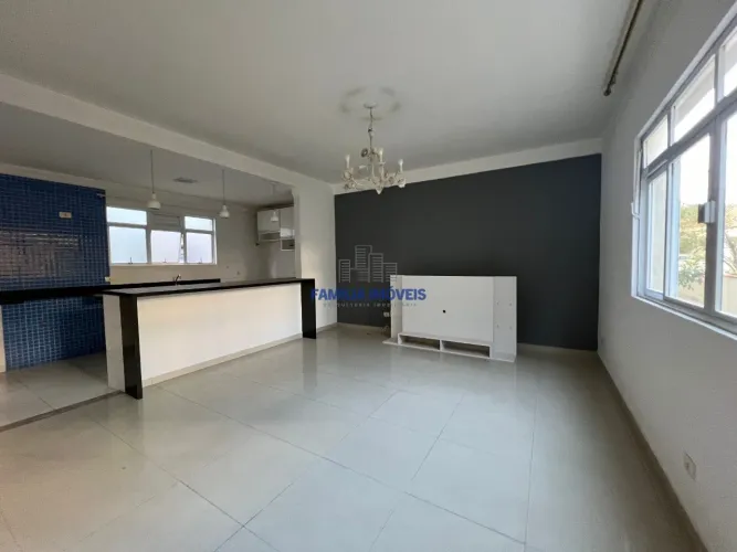Casa em condomínio alugar ou vender 3 quartos Boqueirão Santos