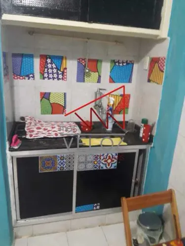 Kitnet/Conjugado : / Residencial / Centro