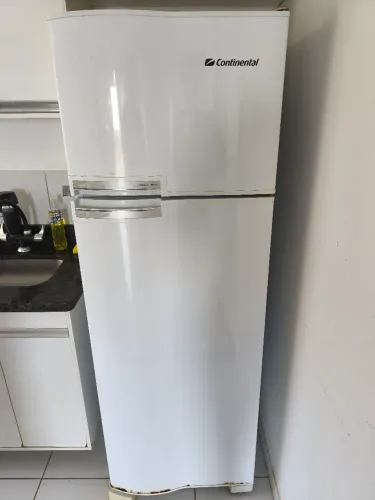 Geladeira Continental 370 litros