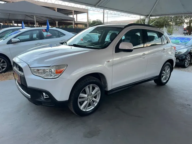 Mitsubishi ASX 2.0 16V 160cv Aut. 2012