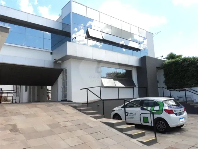 Prédio inteiro à venda em Três figueiras - RS