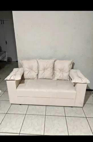 Sofá simples novos