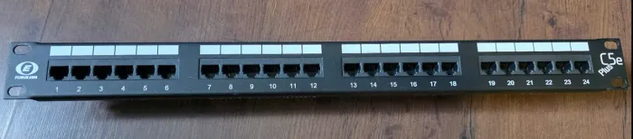 Patch Panel Furukawa Cat5e 24 Portas ? Usado, No Estado
