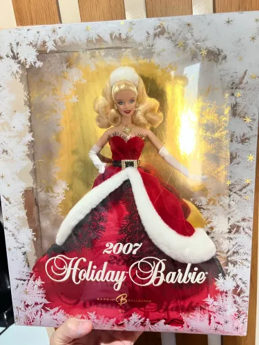 Barbie Collector Holiday 2007 Lacrada