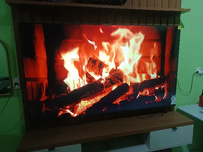 TV smart 75 polegadas praticamente nova