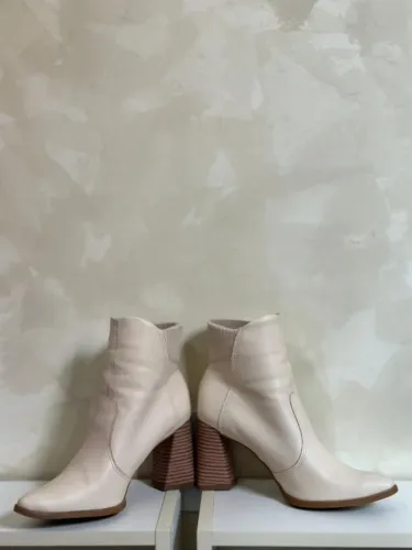 Bota