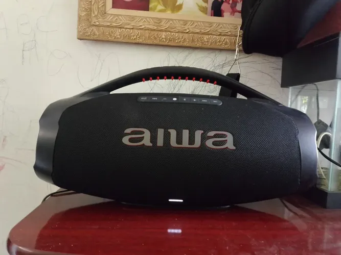 Aiwa bombox plus
