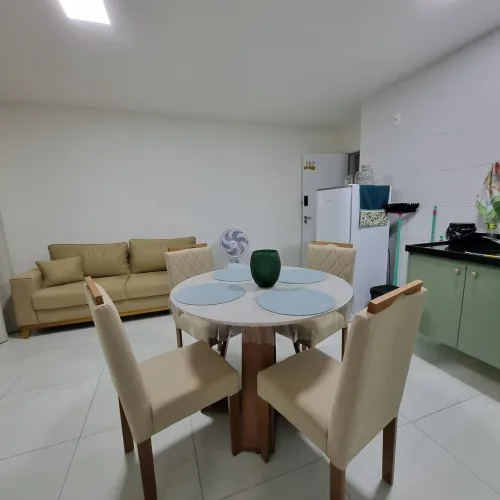 Apartamento mobiliado com 02 quartos à  200 metros da praia de Intermares Cabedelo-PB 