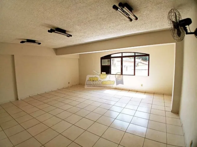 Sala para alugar, 105 m² por R$ 1.434,69/mês - Centro - Uberaba/MG
