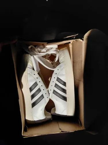 Tênis adidas original Tam 40