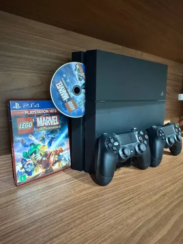 PLAYSTATION 4 À VENDA - EXCELENTE ESTADO! ?