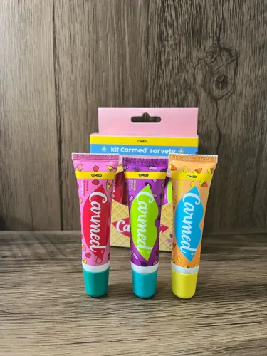 Kit Hidratante Labial Carmed Sorvete Morango + Tangerina + Uva FPS 15 10g Cada