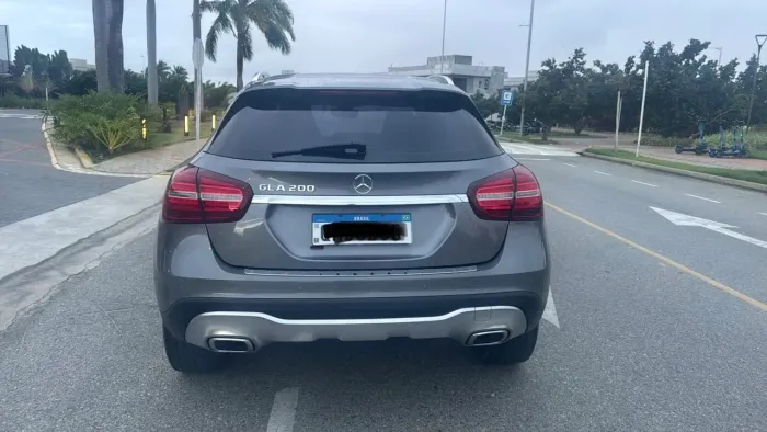 Mercedes-Benz GLA 200 Adv. 1.6/1.6 TB 16V Flex Aut. 2018