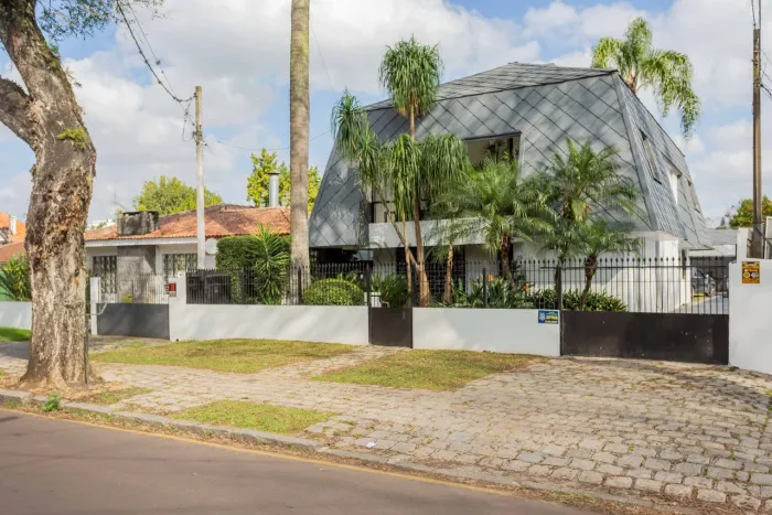 Casa à venda no Juvevê ARYA1