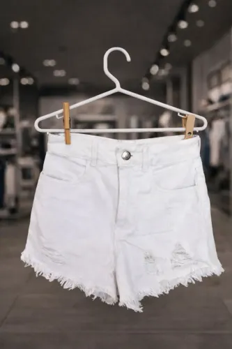 Short branco
